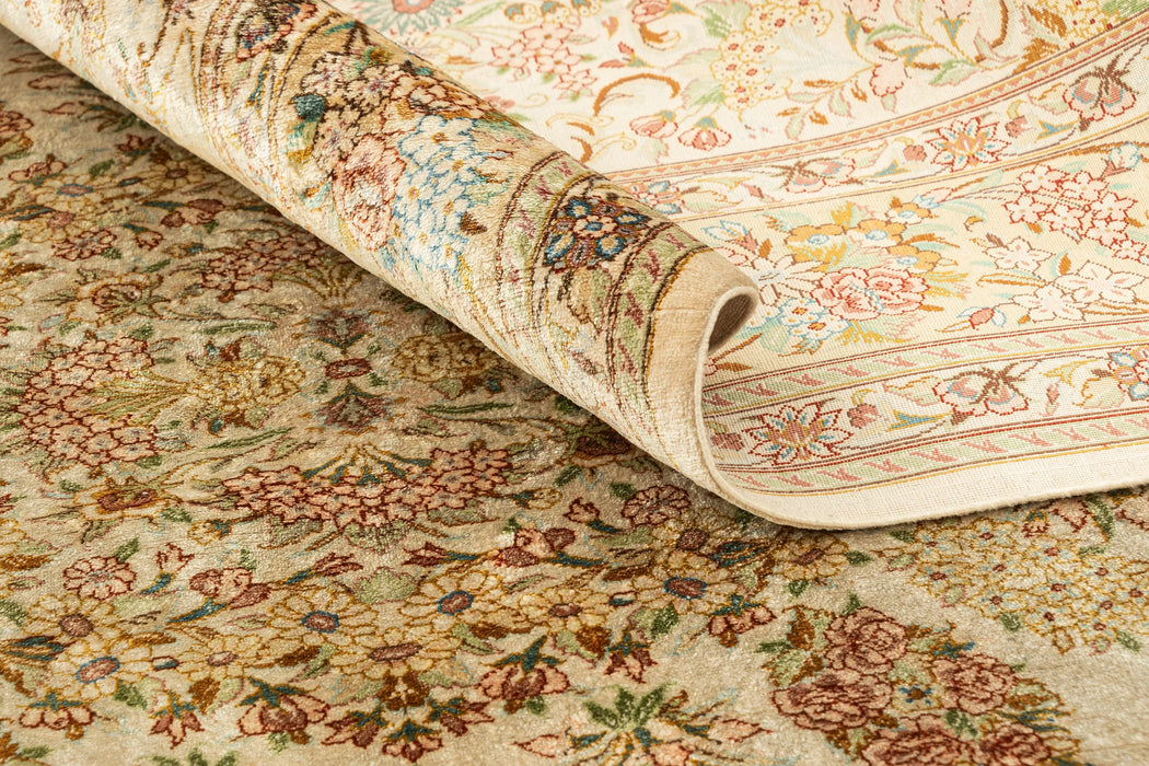 198 x 132 Ghom Seide