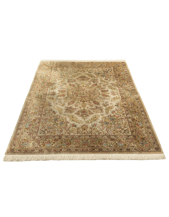 198 x 132 Ghom Seide