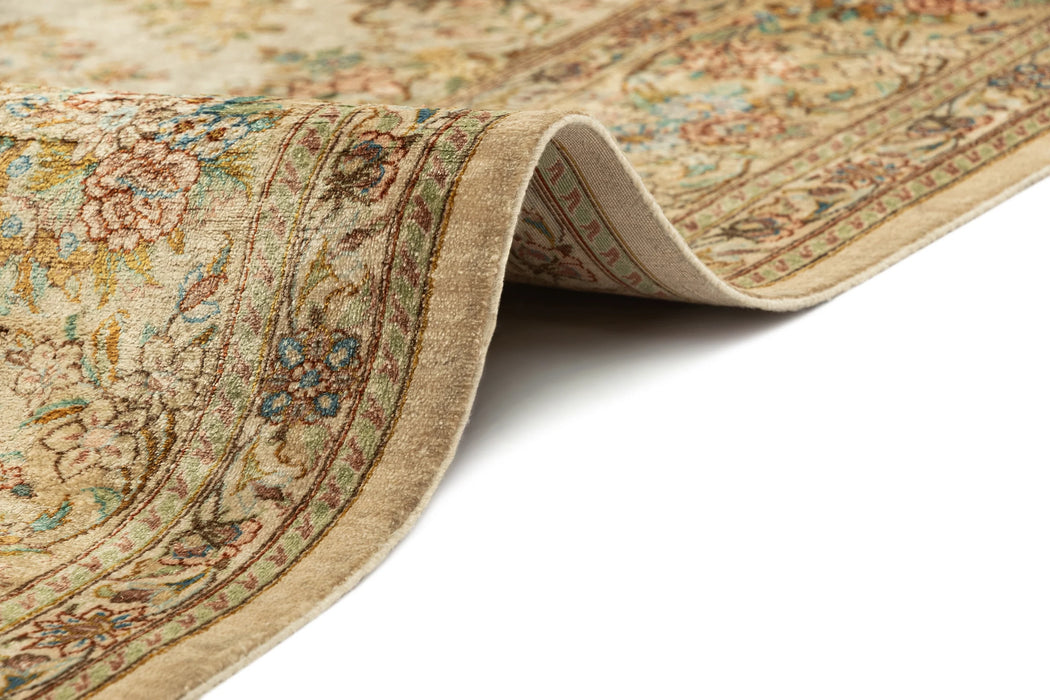 198 x 132 Ghom Seide