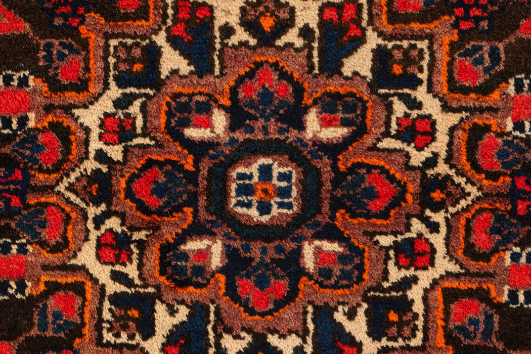 182 x 115 Mashhad