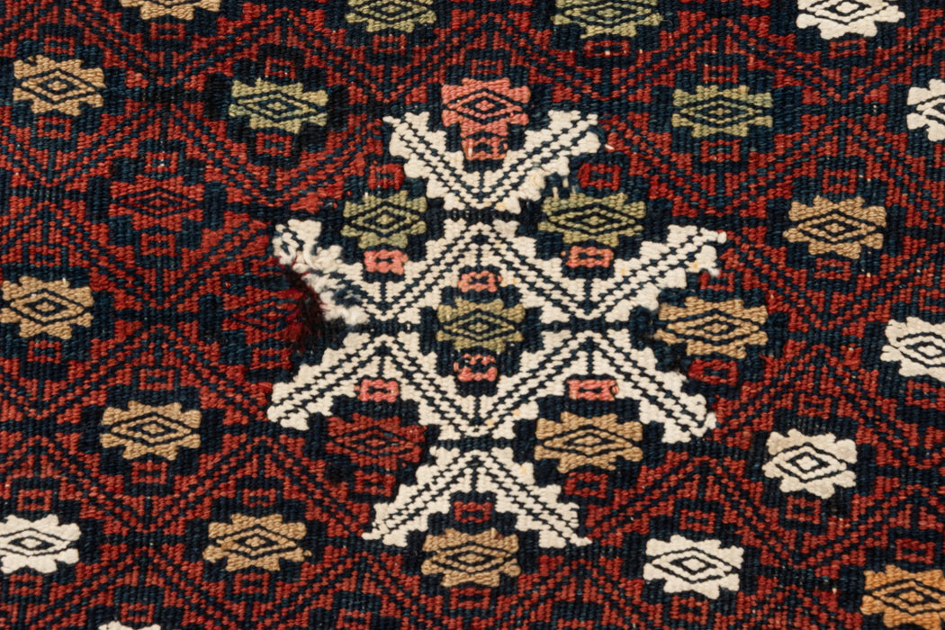 231 x 132 Afshar Kelim alt
