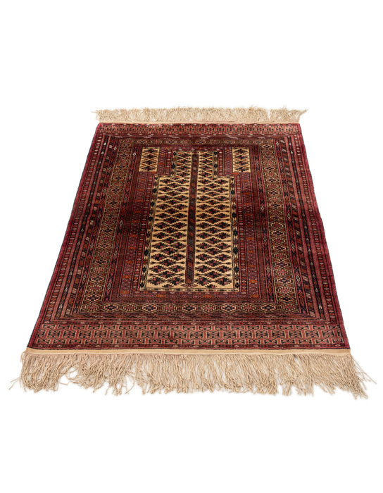 152 x 102 Mauri Seide