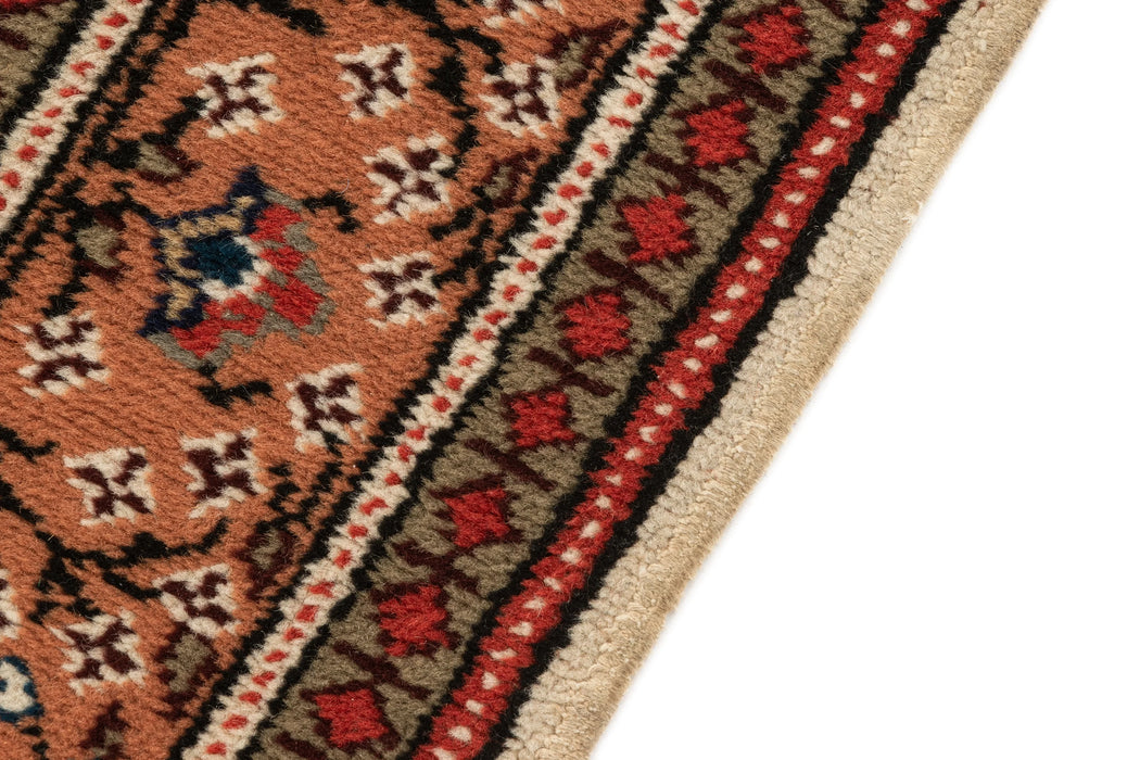 181 x 113 Saruk
