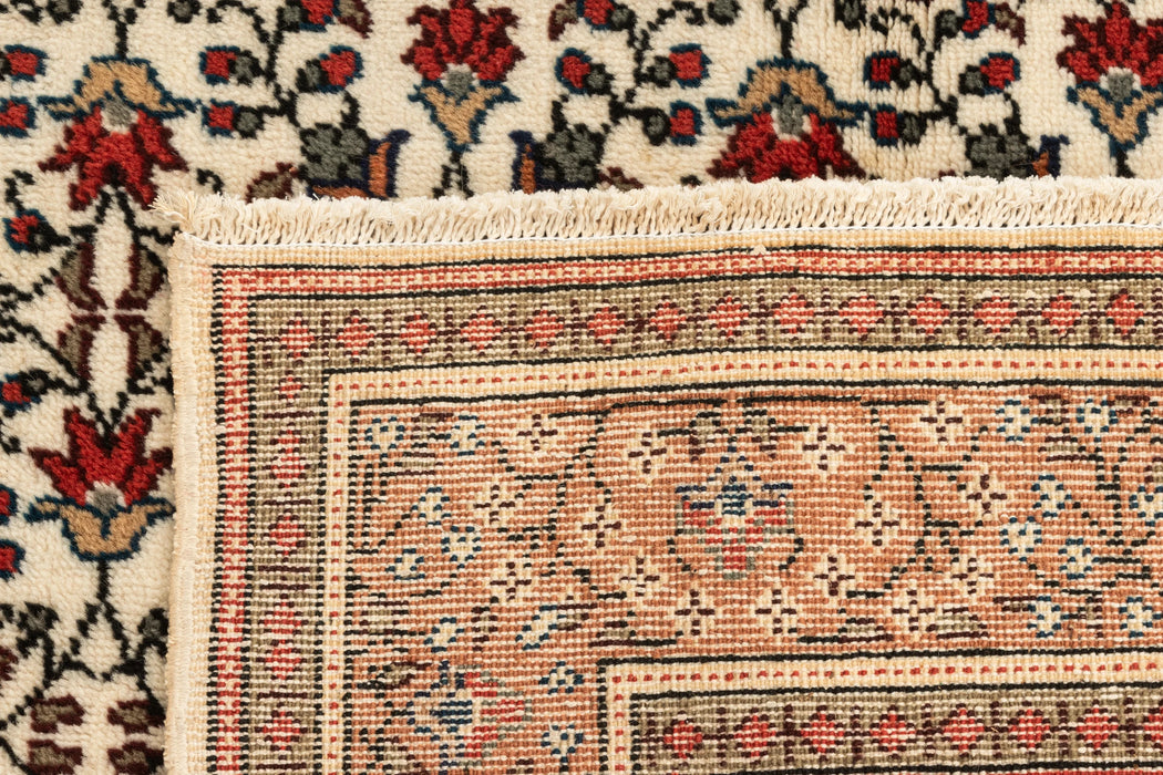 181 x 113 Saruk