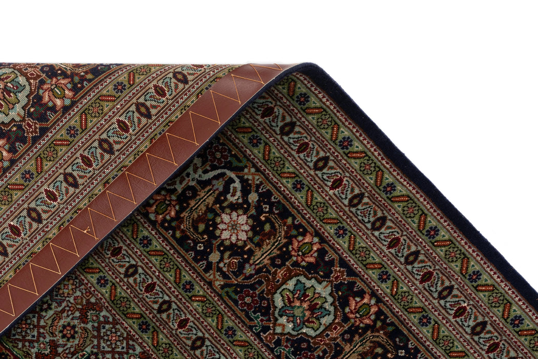 296 x 204 Täbriz mit Seide