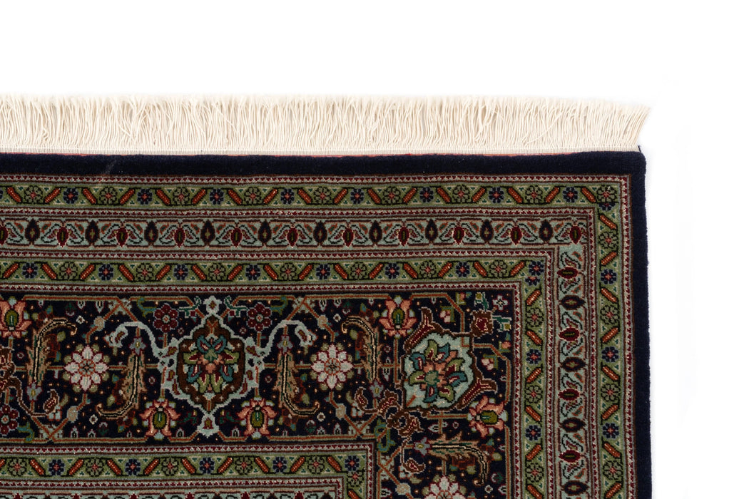 296 x 204 Täbriz mit Seide