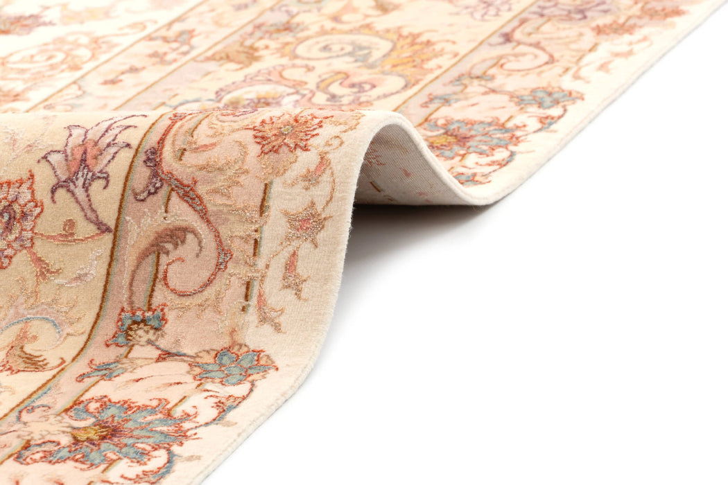 208 x 194 Täbriz mit Seide auf Seide