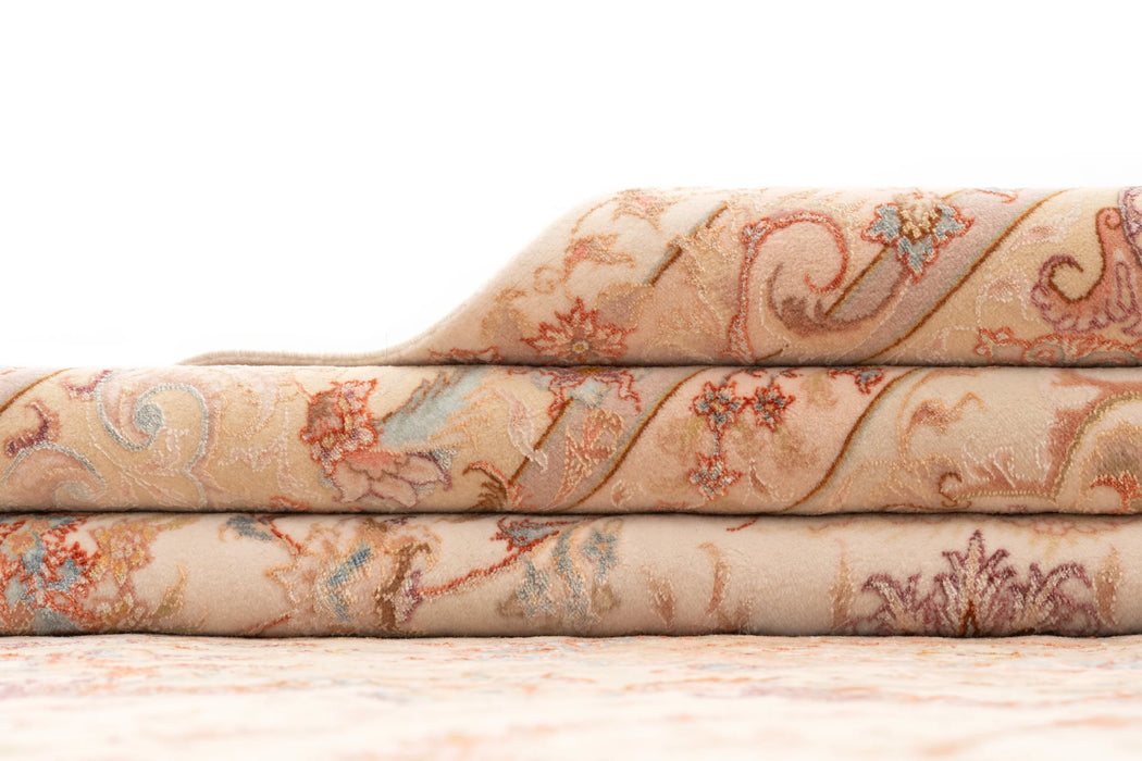 208 x 194 Täbriz mit Seide auf Seide